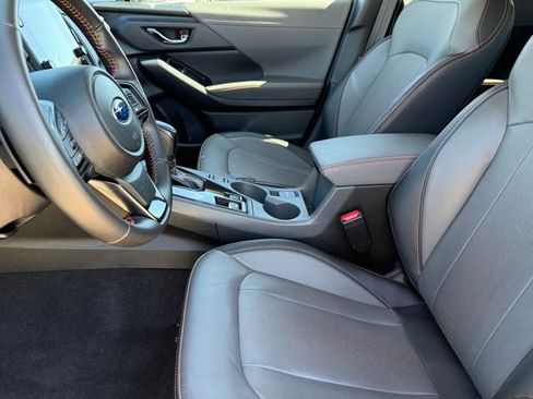 Used 2025 Subaru Crosstrek 2.5i Limited w/ Crosstrek Mirror Package image 13