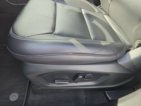 Certified 2023 Ford Explorer XLT w/ Equipment Group 202A image 12