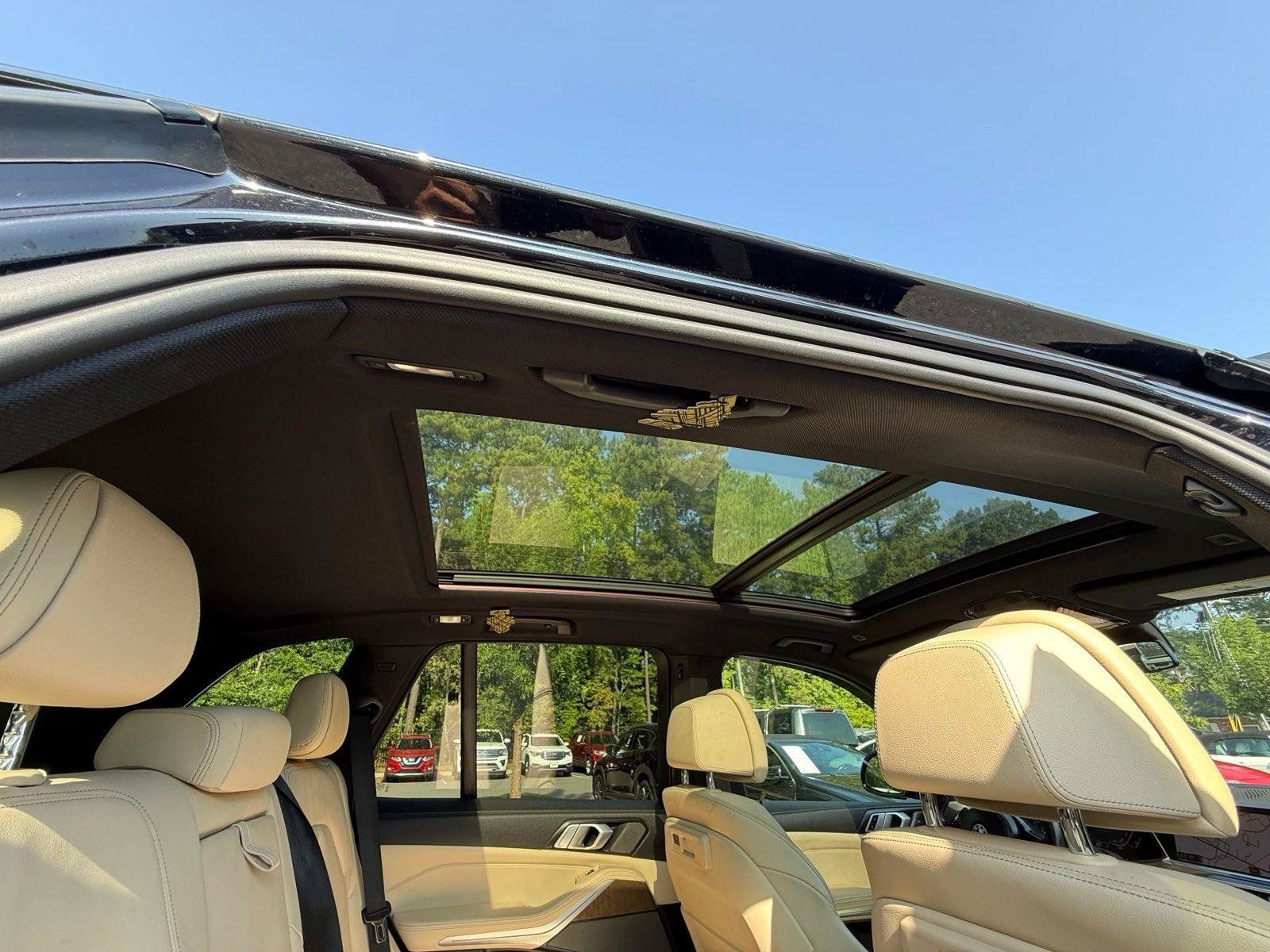 Used 2021 BMW X5 sDrive40i w/ M Sport Package RWD image 33