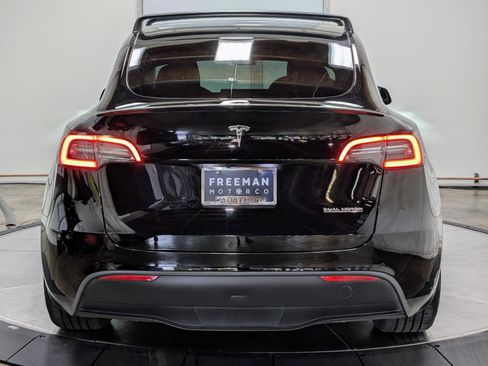 Used 2022 Tesla Model Y Performance AWD/4WD image 7