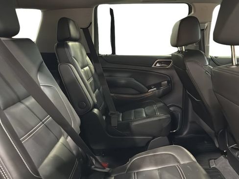 Used 2019 GMC Yukon XL Denali AWD/4WD image 16