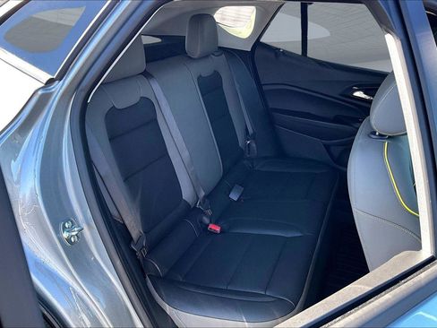 New 2026 Chevrolet Trax ACTIV w/ Sunroof Package image 11