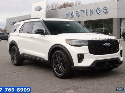 New 2026 Ford Explorer ST w/ Sun And Sound Package