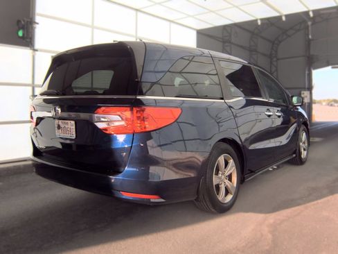 Used 2019 Honda Odyssey EX image 3