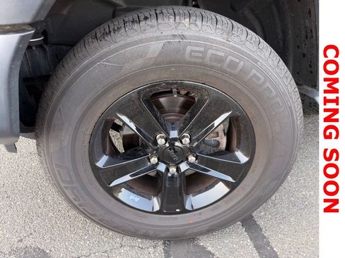 Used 2019 Jeep Wrangler Unlimited Sport AWD/4WD image 4