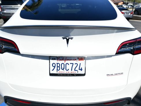Used 2022 Tesla Model Y Performance AWD/4WD image 7
