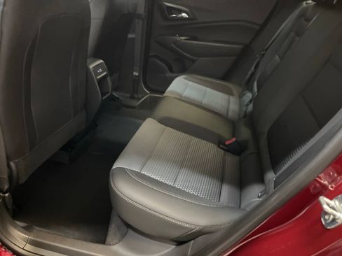 Used 2024 Chevrolet Trax LT w/ Driver Confidence Package FWD image 21