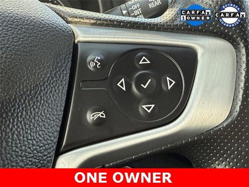 Used 2024 GMC Terrain SLE w/ Driver Convenience Package image 14