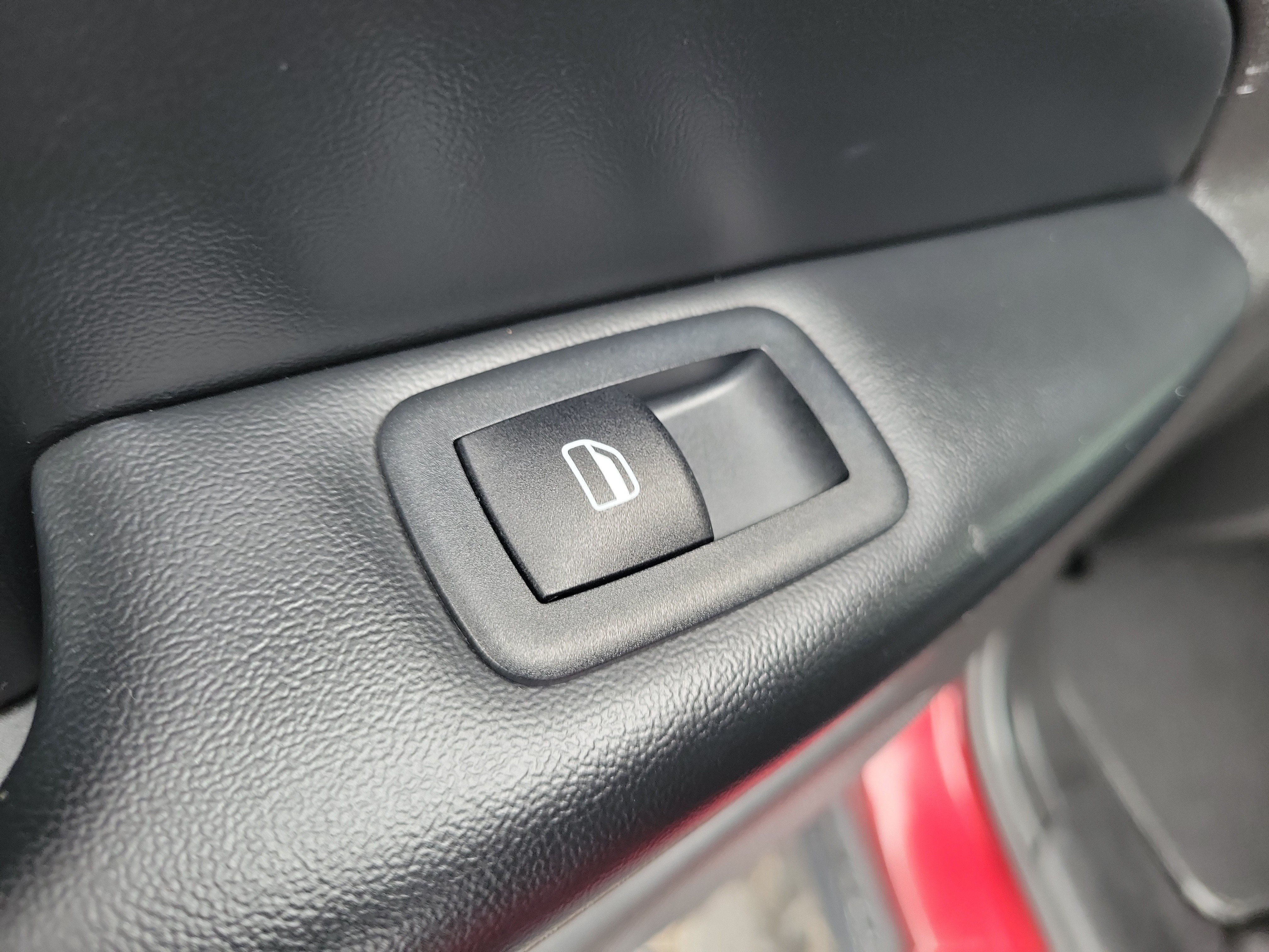 Used 2021 Jeep Grand Cherokee Limited AWD/4WD image 15