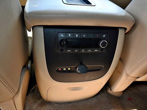 Used 2013 GMC Yukon Denali image 16