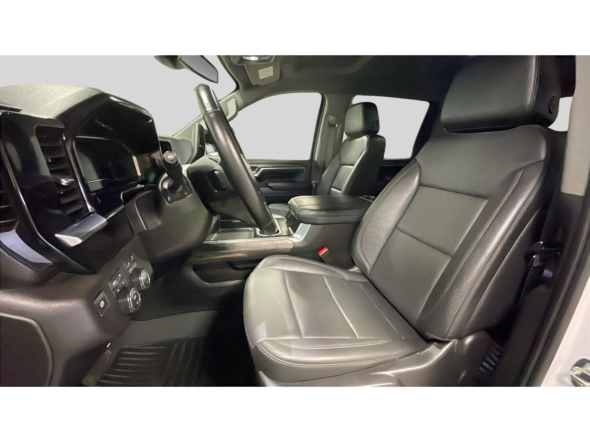 Used 2024 Chevrolet Silverado 2500 LTZ w/ LTZ Convenience Package AWD/4WD image 12