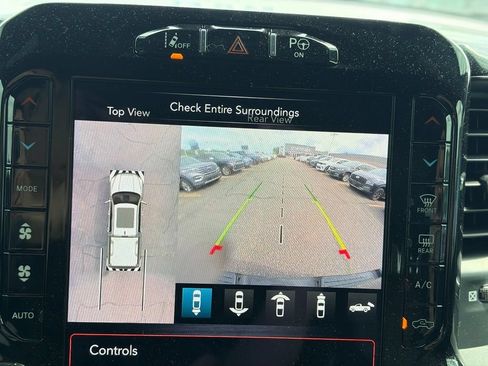 Used 2019 RAM 1500 Laramie AWD/4WD image 35
