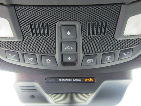 Used 2023 Ford Expedition Limited AWD/4WD image 39