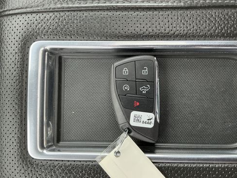 Used 2022 GMC Sierra 1500 Denali AWD/4WD image 36