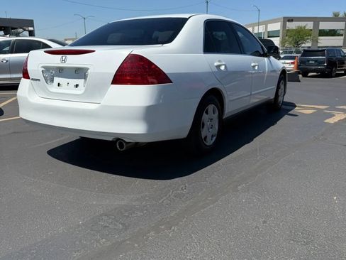 Used 2006 Honda Accord LX image 3