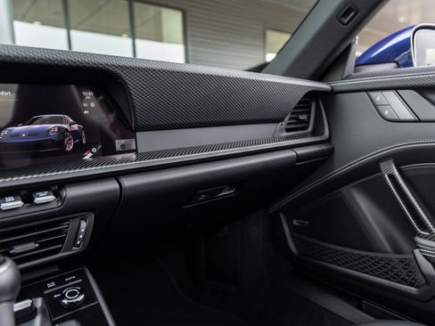 Certified 2026 Porsche 911 GT3 Touring image 42