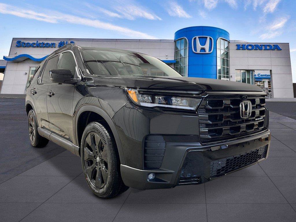 New 2026 Honda Pilot Black Edition image 9