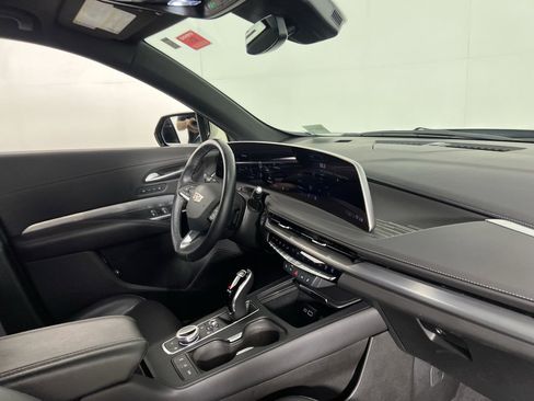 Used 2025 Cadillac XT4 Premium Luxury w/ Cold Weather Package image 40