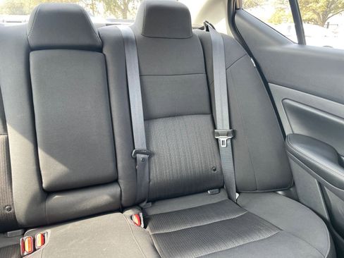 Used 2025 Nissan Altima 2.5 SV image 38