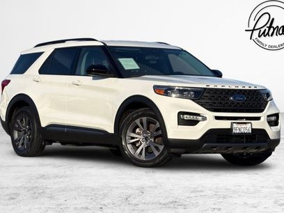 Certified 2022 Ford Explorer XLT w/ Equipment Group 202A