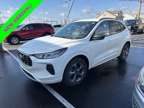 Used 2023 Ford Escape ST-Line w/ Tech Pack #1 image 2