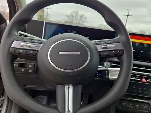 New 2026 Hyundai Tucson Blue SE image 17