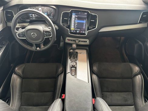 Used 2016 Volvo XC90 T6 R-Design w/ Vision Package AWD/4WD image 4