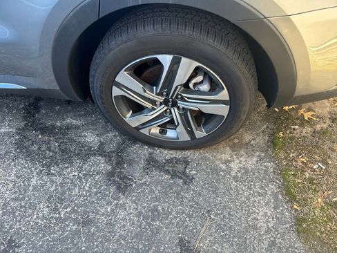 Certified 2023 Kia Sorento SX Prestige image 22