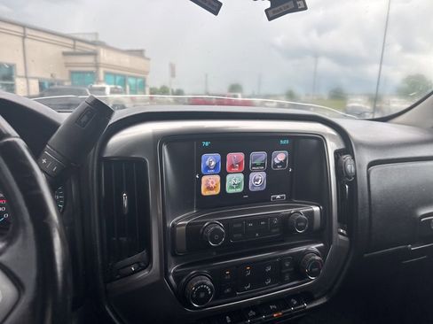 Used 2017 Chevrolet Silverado 1500 LT w/ LT Plus Package AWD/4WD image 16