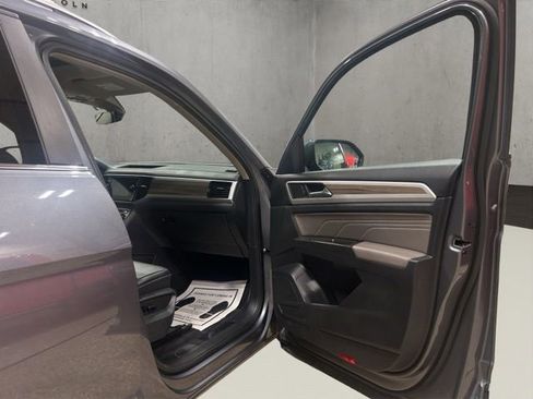 Used 2022 Volkswagen Atlas SEL AWD/4WD image 19