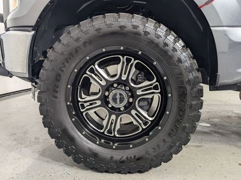 Used 2016 Ford F150 XLT w/ Equipment Group 301A Mid image 11