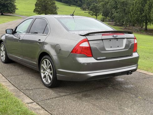 Used 2010 Ford Fusion SE FWD image 8