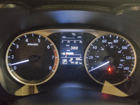 Used 2025 Nissan Versa S FWD image 23