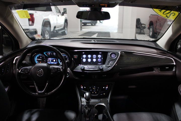 Used 2017 Buick Envision Essence FWD image 2