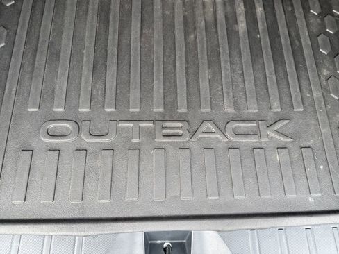 Used 2022 Subaru Outback Touring XT image 11