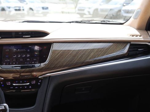 Used 2021 Cadillac XT6 Sport w/ Platinum Package AWD/4WD image 27