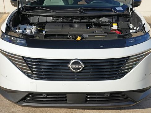 Used 2025 Nissan Murano SL AWD/4WD image 7