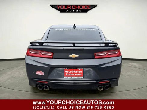 Used 2018 Chevrolet Camaro SS RWD image 4