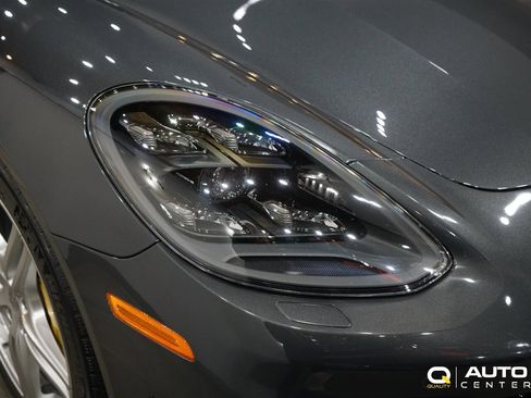 Used 2019 Porsche Panamera Turbo S image 4