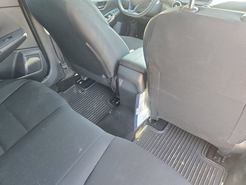 Used 2025 Nissan Sentra S FWD image 11