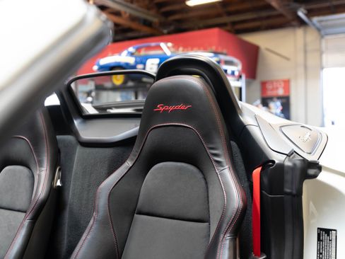 Used 2021 Porsche 718 Boxster Spyder image 72