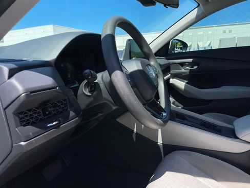 Used 2025 Honda Accord LX image 27