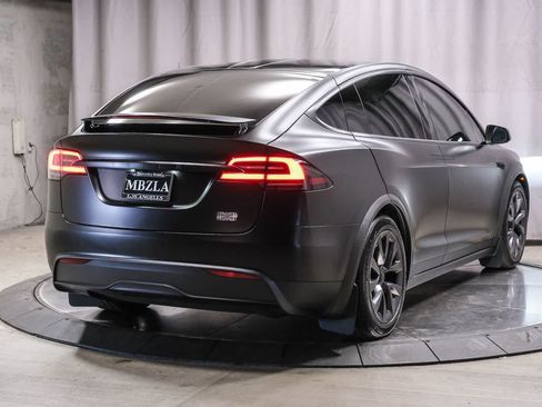 Used 2024 Tesla Model X Plaid AWD/4WD image 4