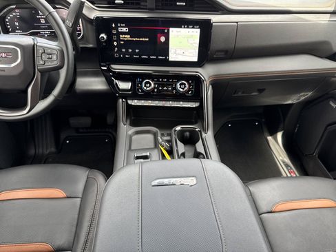 Used 2025 GMC Sierra 3500 AT4 AWD/4WD image 15