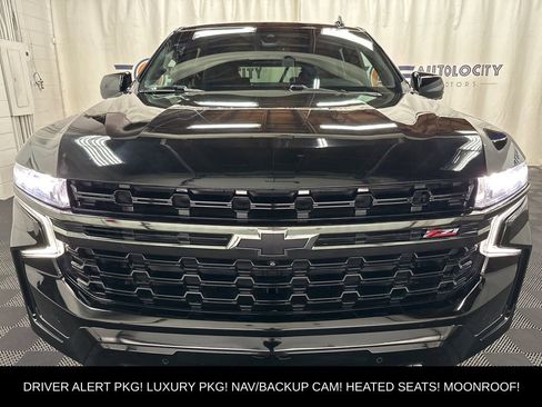 Used 2022 Chevrolet Tahoe Z71 w/ Luxury Package AWD/4WD image 4