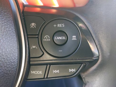 Certified 2024 Toyota Corolla SE image 20