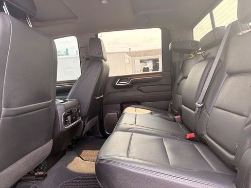 Used 2024 GMC Sierra 2500 Denali w/ Denali Reserve Package AWD/4WD image 6