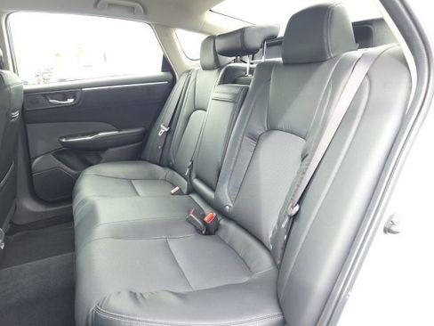 Used 2021 Honda Clarity Touring image 16