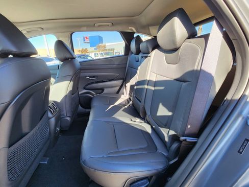 New 2026 Hyundai Tucson Limited FWD image 18