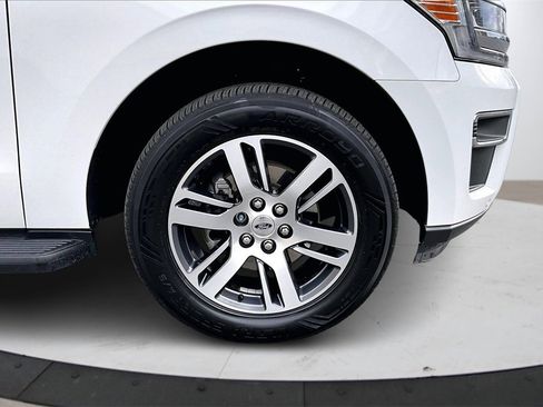 Used 2024 Ford Expedition Max Limited image 36